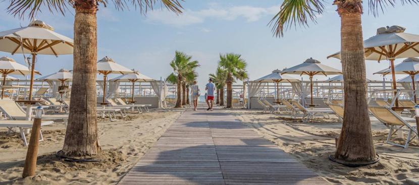 Riccione Beach Hotel Exterior foto
